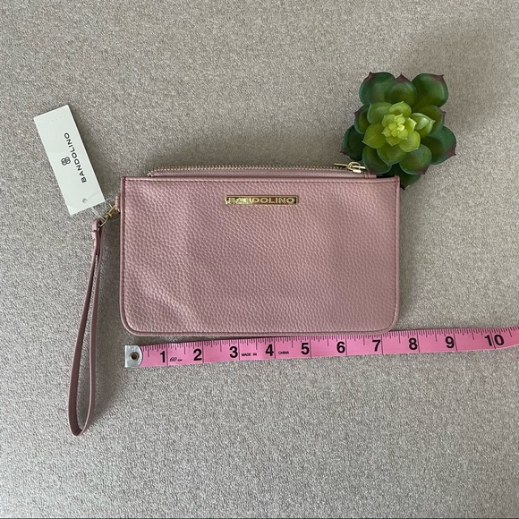 Bandolino RFID Single Compartment Wallet - Picture 4 of 6